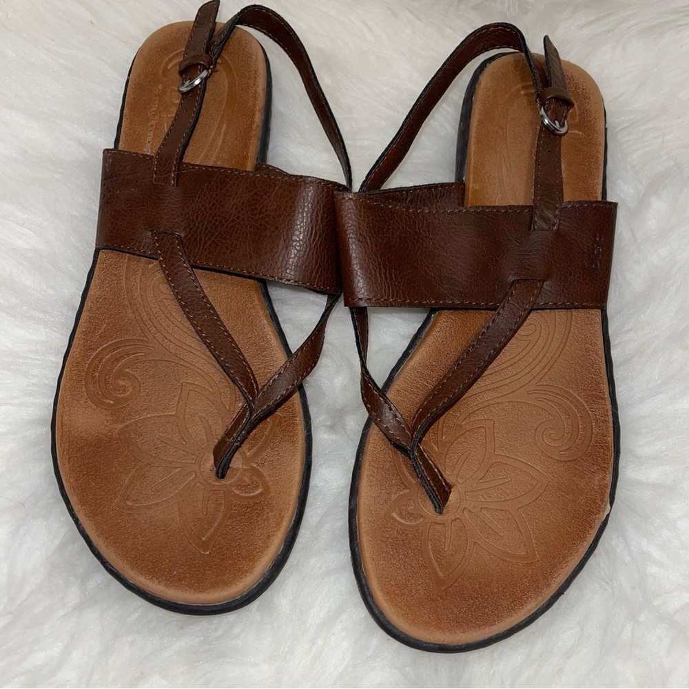 Born Brown Leather Flip Flop Sandals